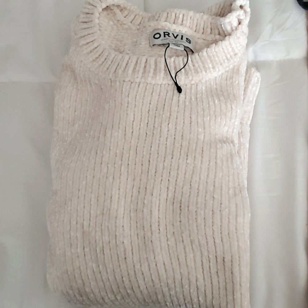 Orvis crewneck sweater